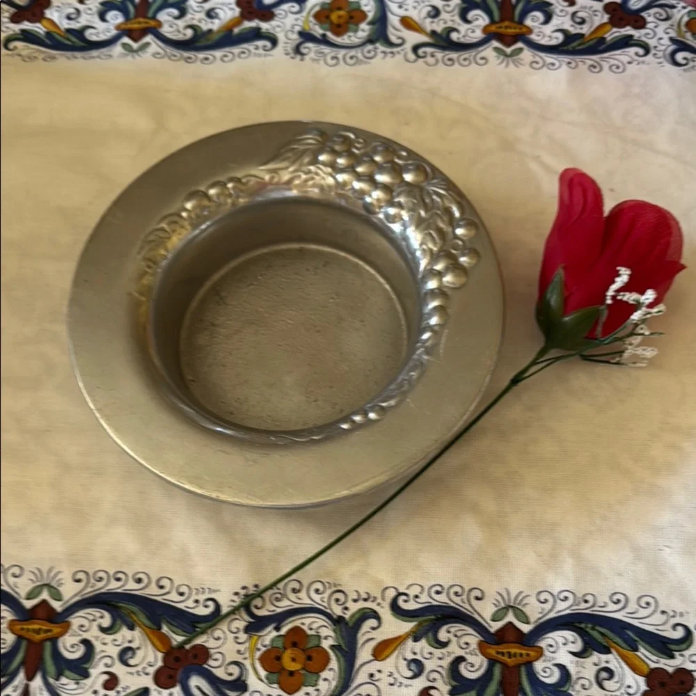 🍷 WILTON; Vintage Pewter Armetale Wine Garden Path Grapevine Bottle/Other Holder